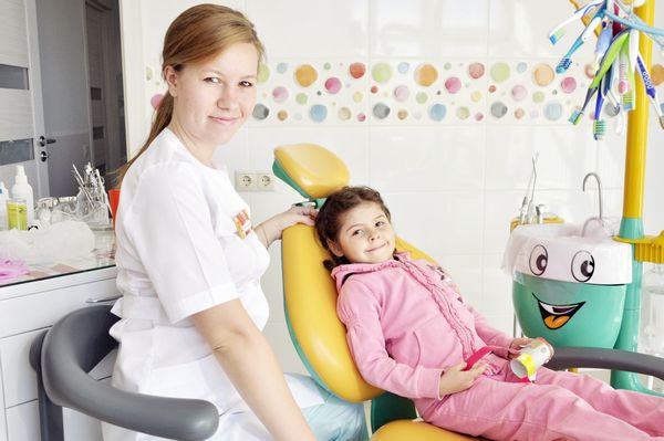 kak pravilno vybrat detskogo stomatologa 1